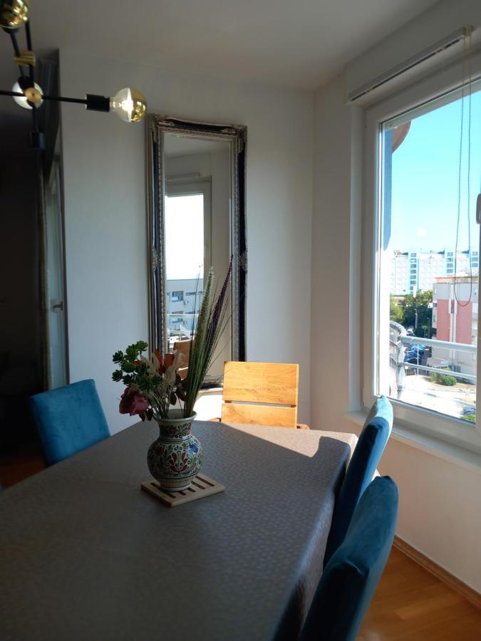 Apartment Inna With Free Garage Parking Zadar Exterior photo
